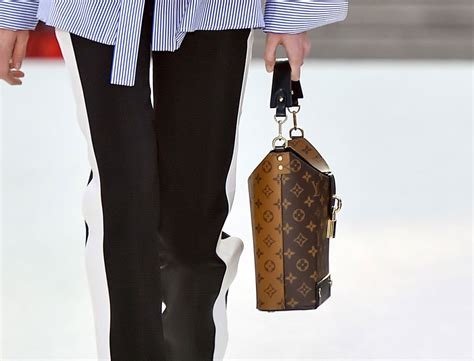 louis vuitton resort bags 2018|designer of louis vuitton 2018.